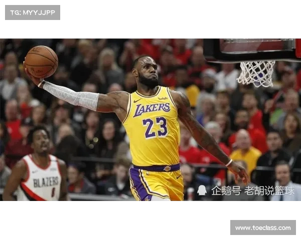 詹姆斯训练营精彩回顾:库里见证詹姆斯的惊艳暴扣瞬间(nba詹姆斯训练) 詹姆斯训练营精彩回顾:库里见证詹姆斯的惊艳暴扣瞬间(nba詹姆斯训练)